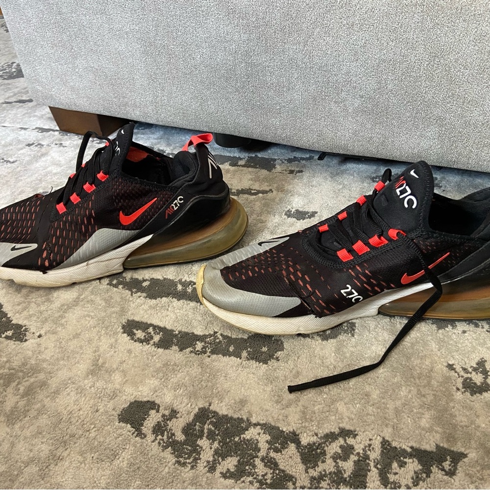 Nike airmax size 9.5